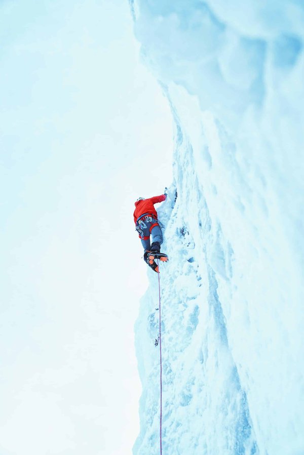 Comment organiser un camping pour pratiquer l'escalade sur glace ?