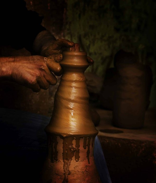 Comment découvrir les traditions de la poterie en Bolivie : ateliers et expériences locales ?